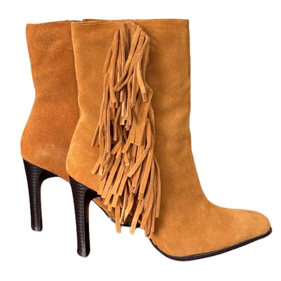 Predictions Leather Collection Tan Suede Fringe Heeled Booties - Size 7 - Picture 2 of 16
